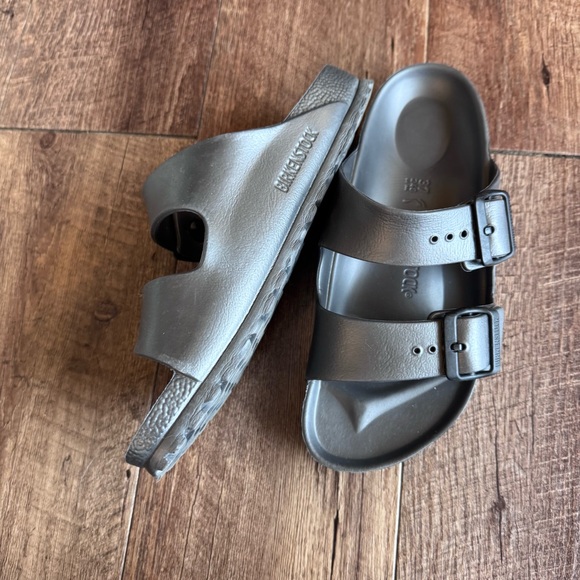 Birkenstock Eva Arizona Silver grey sandals size 37 women’s size 6 regular/ wide - Picture 2 of 8